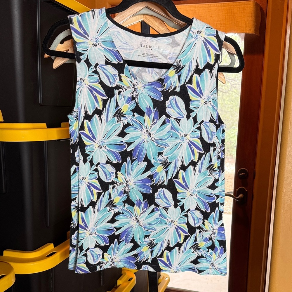 Talbots Women's Sleeveless Floral Tank - Blue and Black Size Small
